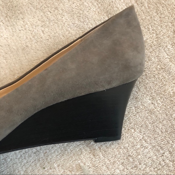 Calvin Klein Yanna Wedge Heels Gray Suede 13 NEW - Picture 2 of 8